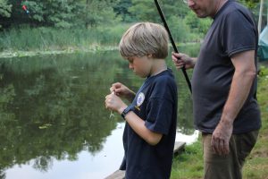 Angel-Workshop für Kinder auf dem Natur-Campingplatz Zum Hexenwäldchen