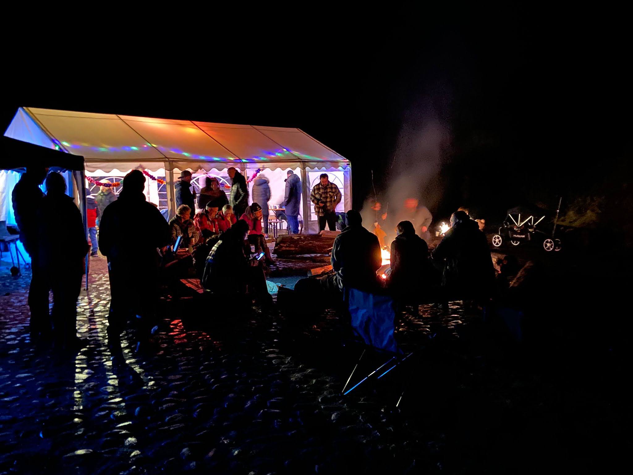 Kulinarisches am Lagerfeuer auf dem Campingplatz Hexenwälden