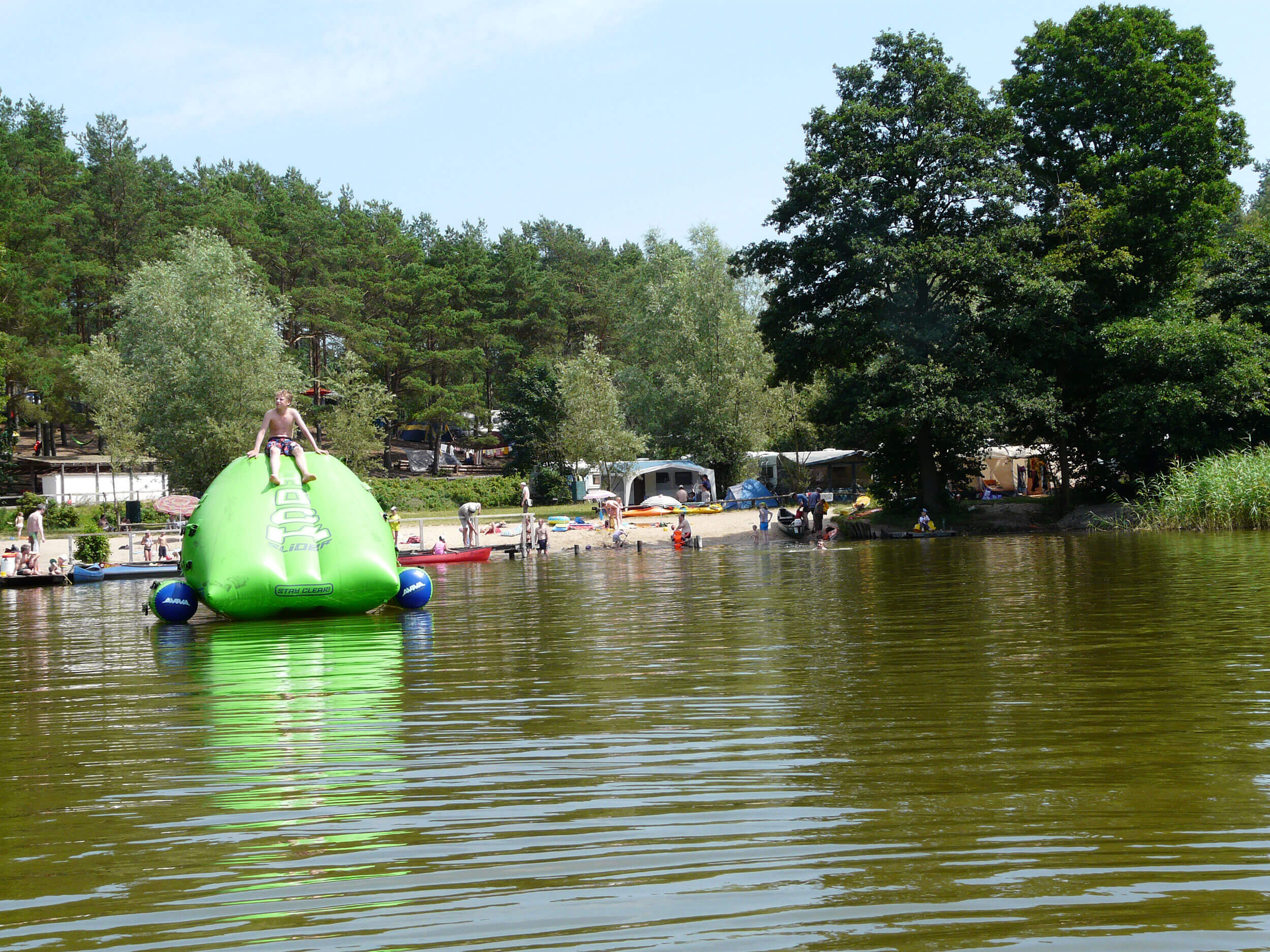 Sommerferien in Mecklenburg auf dem Natur-Campingplatz Zum Hexenwäldchen